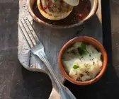 Zwiebeln mit Hackfleischfüllung