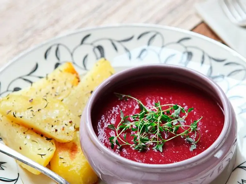 Rote Bete-Suppe