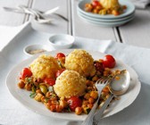 Polenta-Bällchen mit Kichererbsensauce