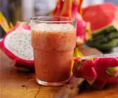 Wassermelonen-Smoothie mit Pitahaya