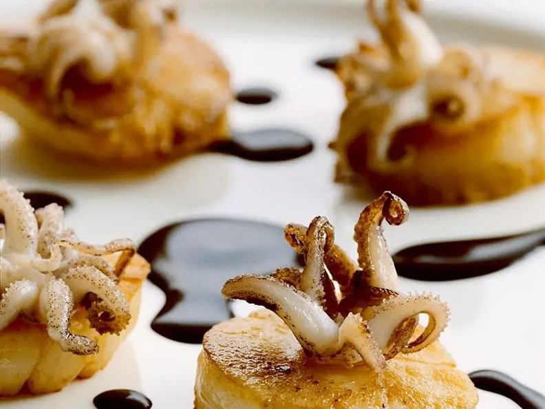 Meeresfrüchte-Häppchen mit Balsamicocreme