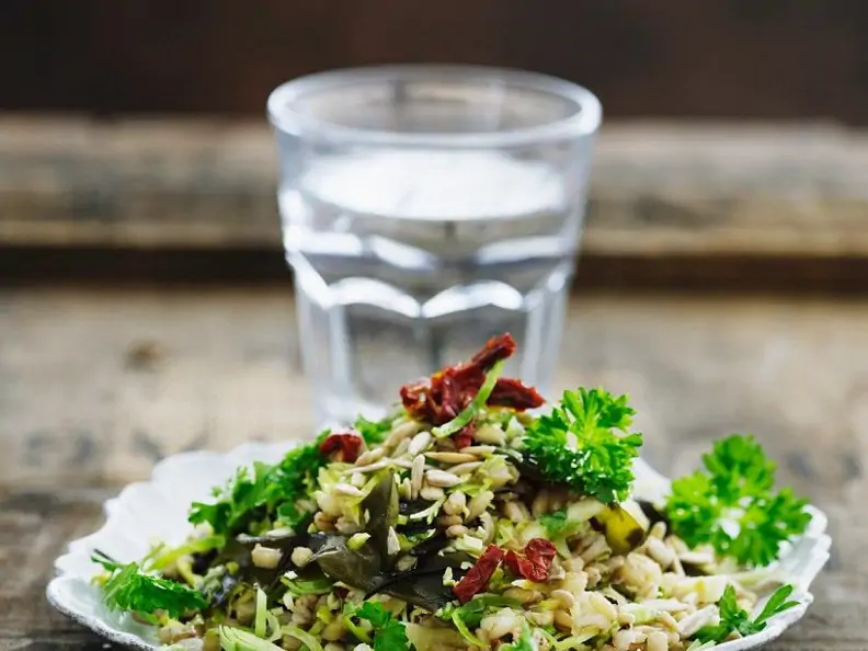 Graupensalat mit Weißkohl