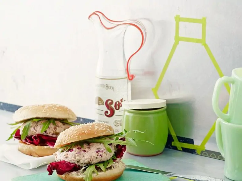 Burger mit Thunfischcreme