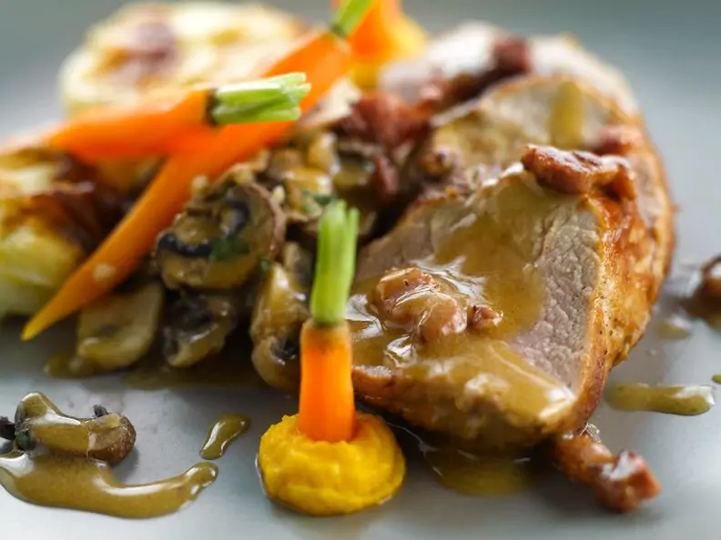 Schweinelende mit Pilzen und Kartoffelgratin