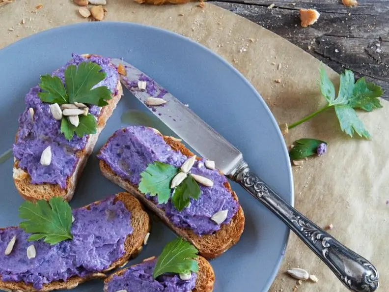 Rotkohlbruschetta