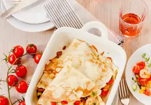 Gefüllte und überbackene Crêpes