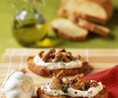 Pfifferling-Crostini Aglio Olio