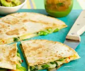 Käse-Tortilla mit Lauchzwiebeln