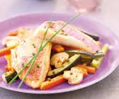 Fischfilet auf Bratgemüse