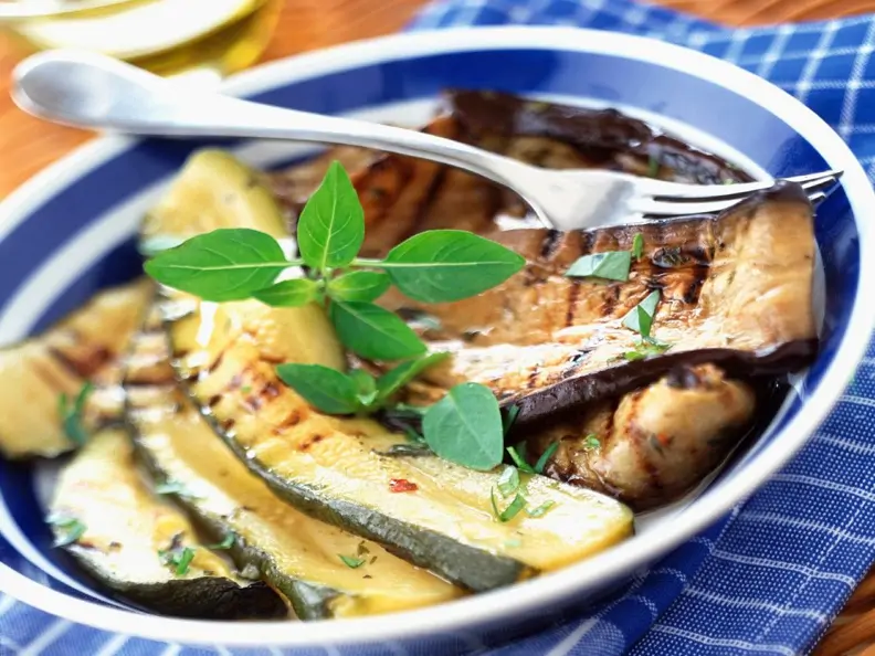 Zucchini und Auberginen vom Grill