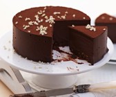 Schoko-Käsekuchen mit Holunderblüten