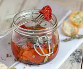 Getrocknete Tomaten in Öl eingelegt