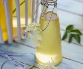 Holunderblütensirup