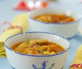 Karpfensuppe mit Paprika