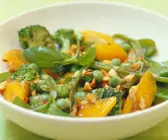Ragout mit Gemüse und Nüssen