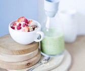 Gurkensmoothie mit Müsli