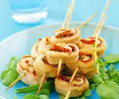 Hähnchen-Röllchen-Spieße