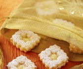 Butterplätzchen mit Eierlikörfüllung