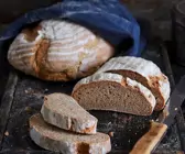 Roggenbrot mit Sauerteig
