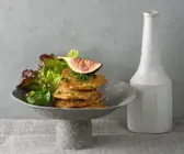 Amaranth-Bratlinge mit Salat