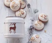Baiser mit Nuss
