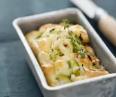 Zucchiniküchlein mit Bohnen