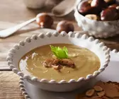 Kastaniensuppe mit Sellerie