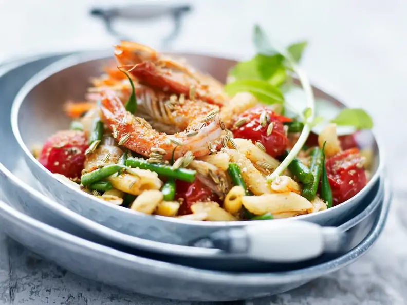 Pasta mit Bohnen und Garnelen