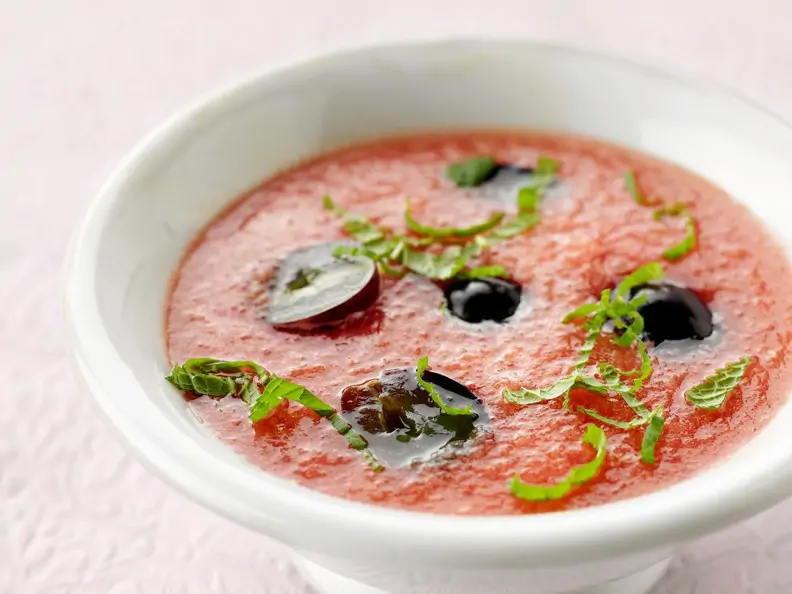 Melonensüppchen mit Weintrauben