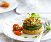 Tofu-Frikadelle mit Zucchini
