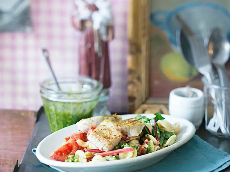 Nudelsalat mit Zander