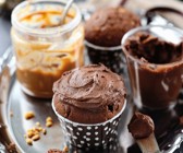 Schoko-Erdnuss-Cupcakes
