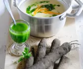 Schwarzwurzelcremesuppe mit Orange