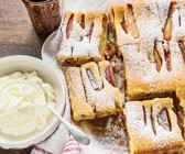 Pflaumenkuchen mit Kardamom