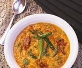 Indisches Curry mit gelben Linsen