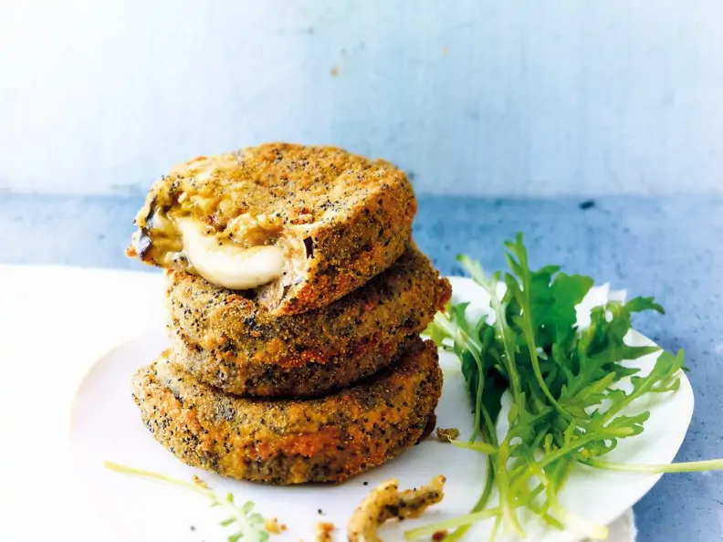 Auberginenschnitzel mit Käsefüllung