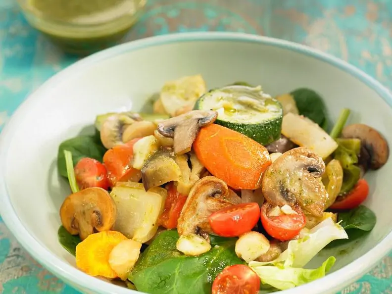 Pesto-Gemüsesalat