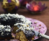 Nusskuchen mit Schokolade überzogen