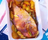 Gebackene Dorade auf Kartoffelgemüse