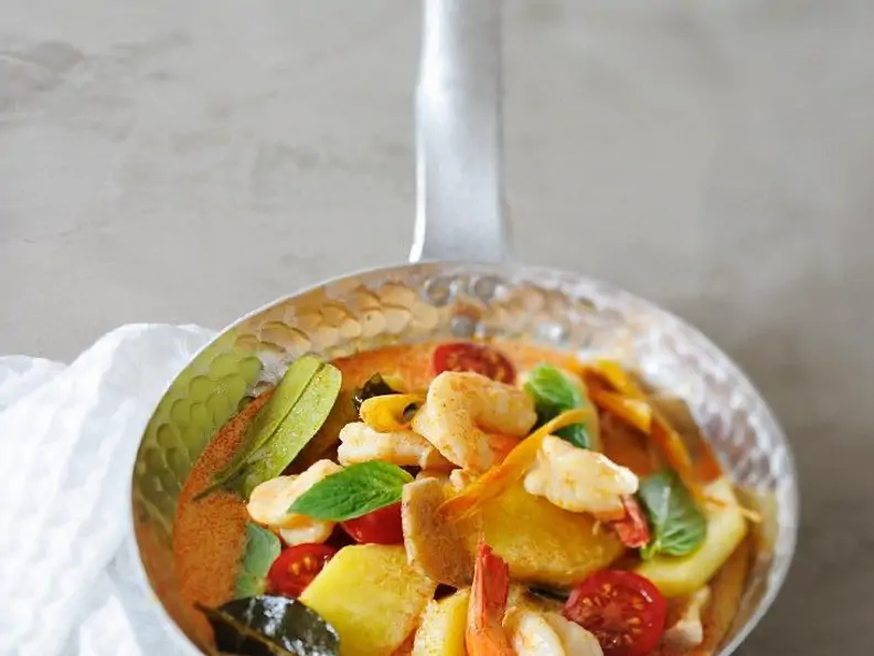 Garnelen-Ananas-Curry