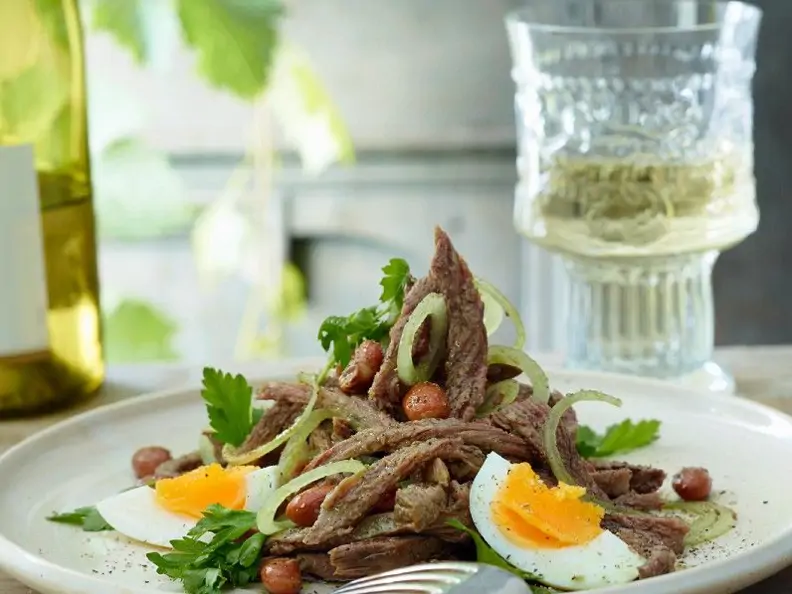Rindfleischsalat mit Bohnen