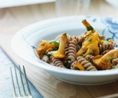Vollkornpasta mit frischen Pilzen