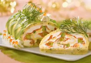 Ziegenkäseroulade mit Lachs und Dill