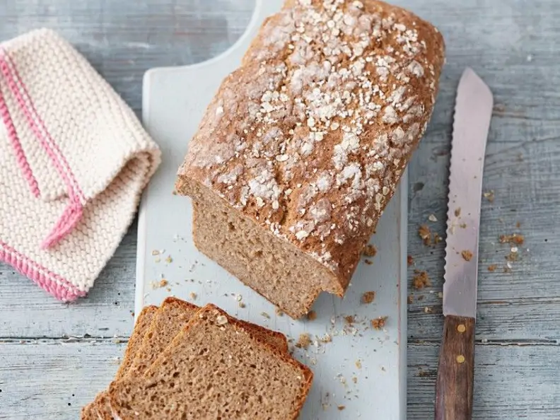 Dinkel-Kastenbrot mit Amaranth