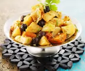 Vegetarische Tajine mit Kartoffeln und Möhren