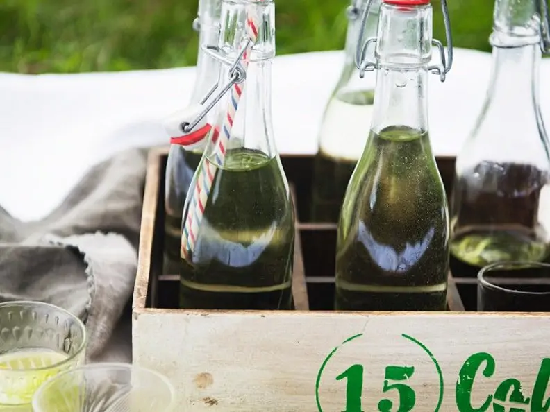 Selbstgemachte Limettenlimonade