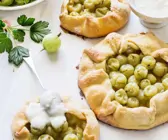 Kleine Stachelbeer-Galettes