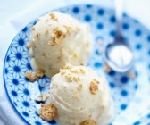 Eis mit Quark und Flocken
