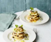 Kleine offene Pilz-Lasagne