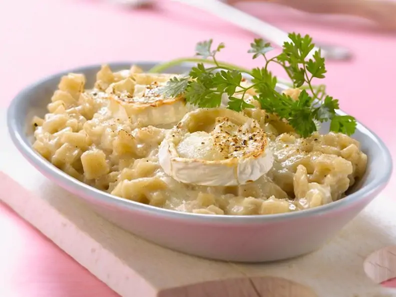 Nudelgratin mit Ziegenrolle